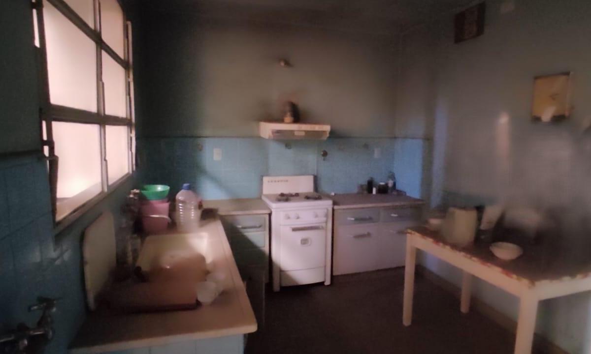 Terreno en Venta con Edificio de 2 Pisos, Patrimonio, Aptitud Para 12 Pisos 1