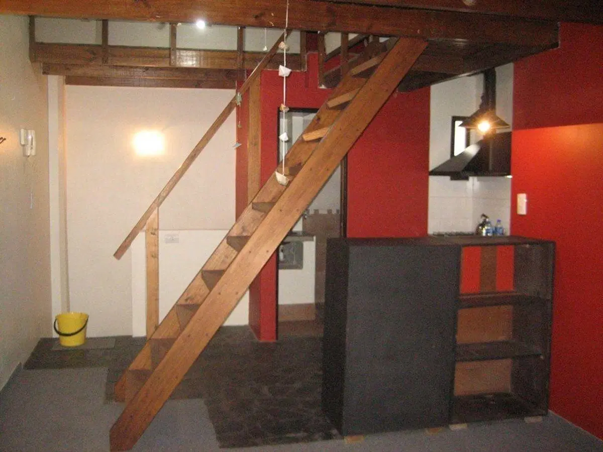 MONOAMBIENTE CON DORMITORIO SEPARADO AL FRENTE 3