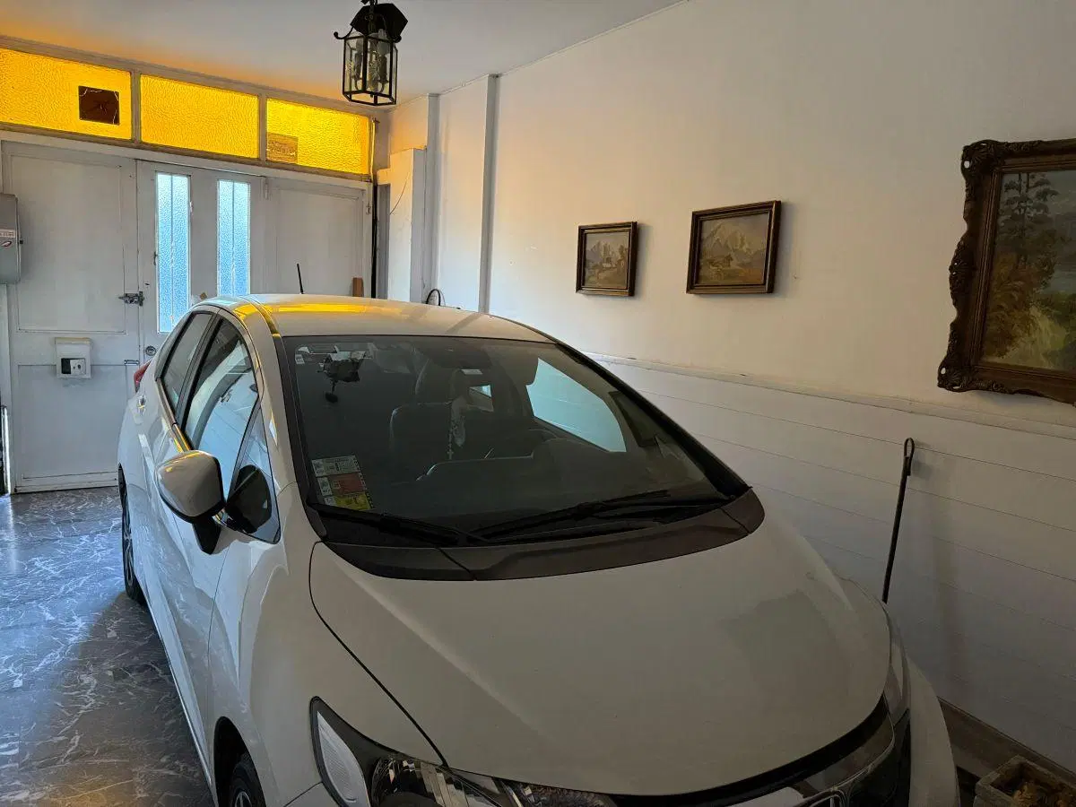 PISO UNICO AL FRENTE DE 3 DORMITORIOS + ESCRITORIO Y COCHERA 3