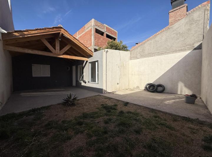 Casa en Confluencia 5