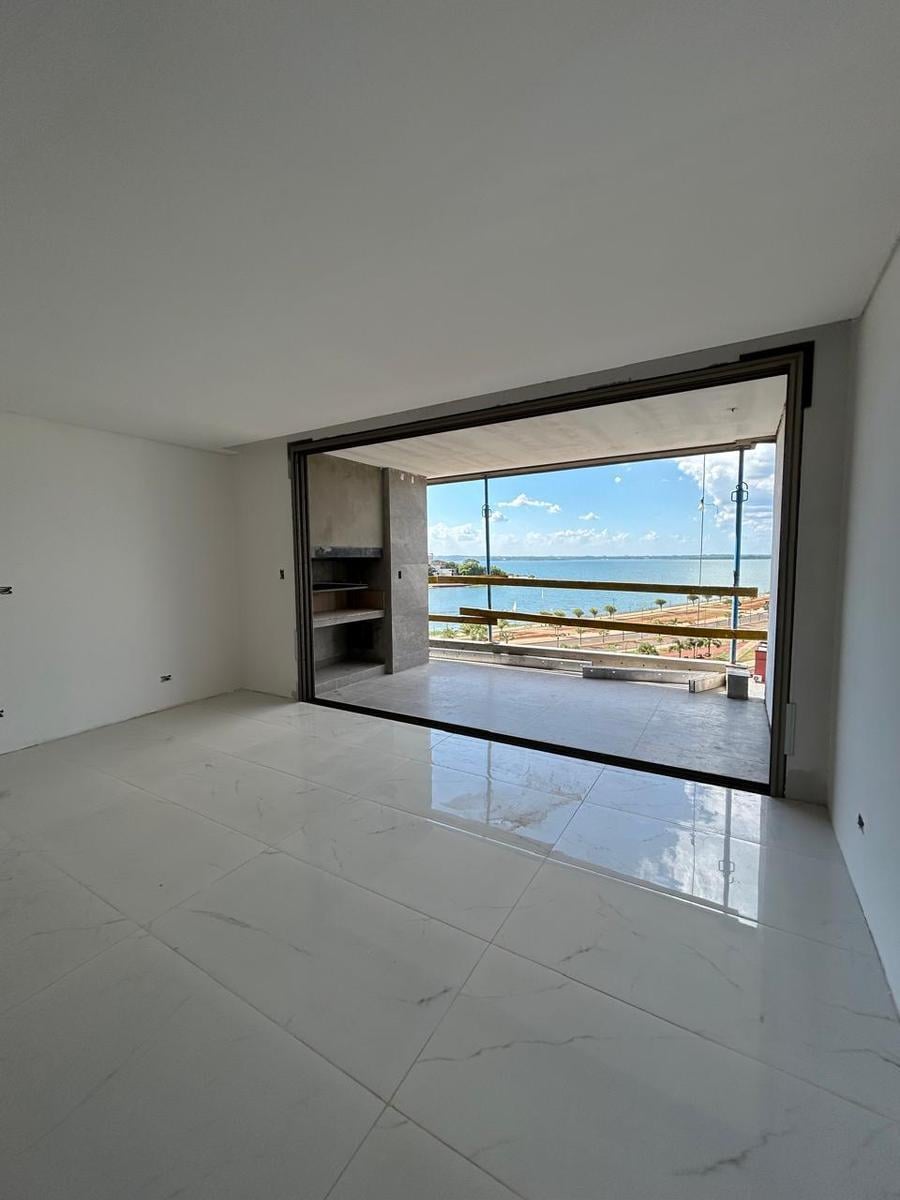 Foto de Departamento en venta dos dormitorios con cochera, imagen 2