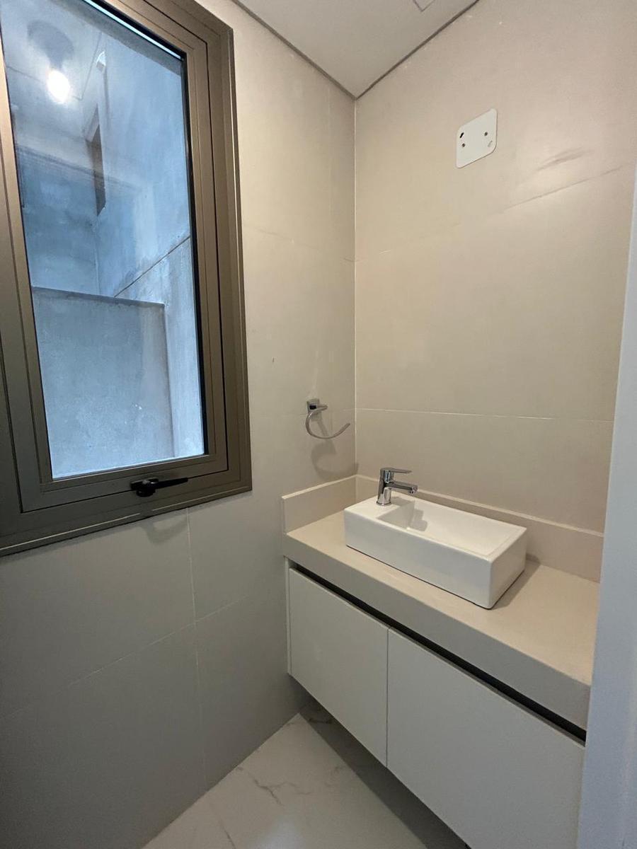 Foto de Departamento en venta dos dormitorios con cochera, imagen 3