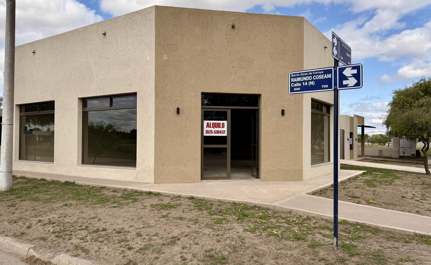 Foto de Local comercial en alquiler en esquina con cocina y dos baños – Colonia, imagen 1