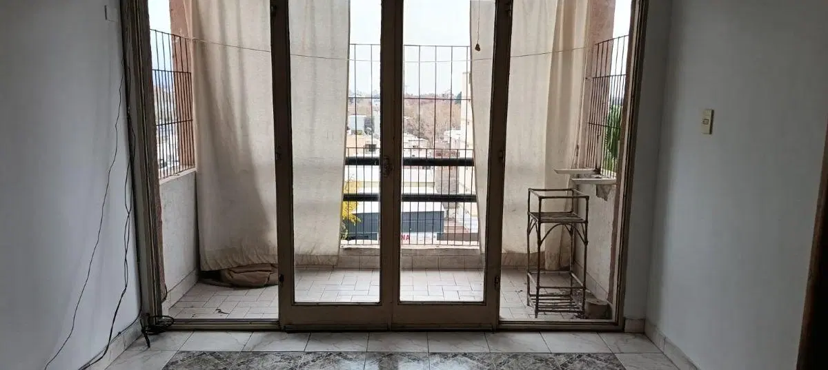 VENDO DEPARTAMENTO 2 DORMITORIOS + 1 BAÑO + COCHERA Bº BOMBAL GODOY CRUZ MENDOZA 1