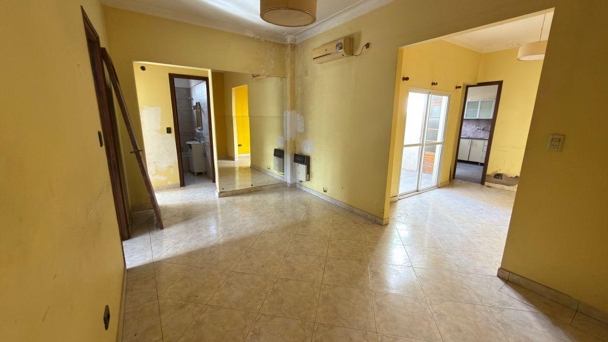 Foto de PH de 4 ambientes con patio. Muy luminoso, amplio y con excelente, imagen 3