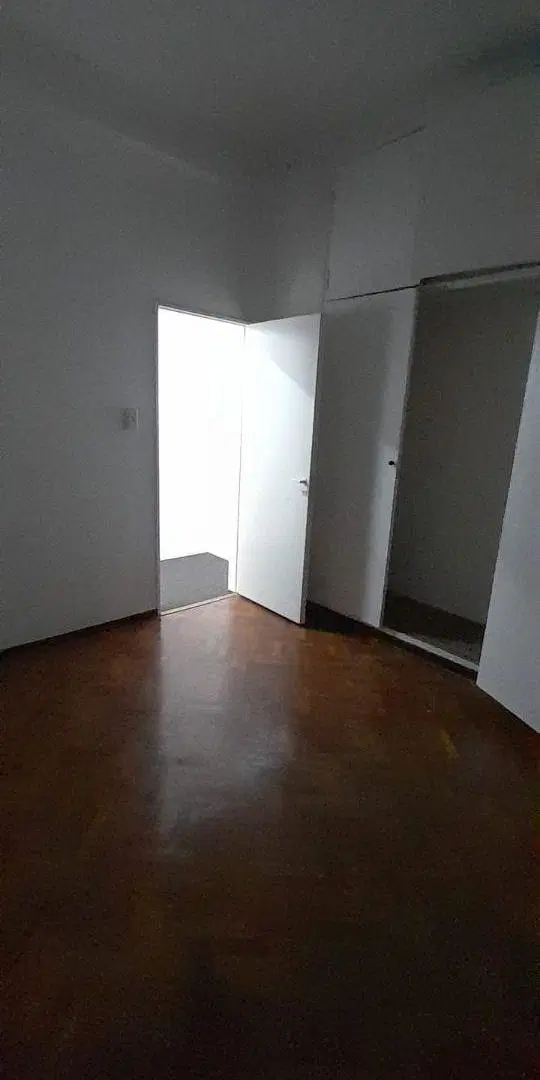 Alquiler oficina comercial de 50 m2 cubiertos en Ramos Mejia 4