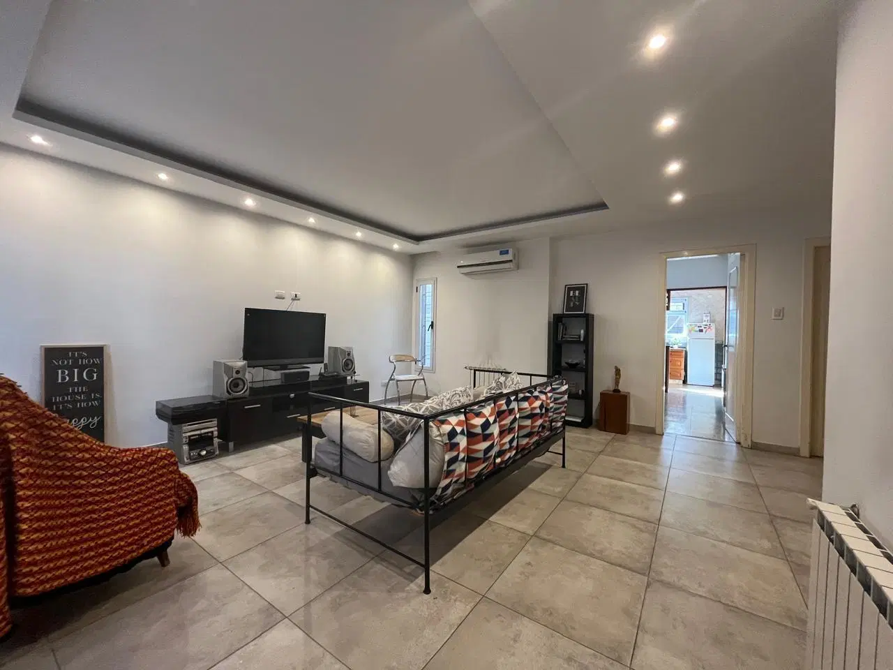 Casa 3 ambientes en venta| COCHERA CUBIERTA| PATIO Y TERRAZA| Villa Domínico 3