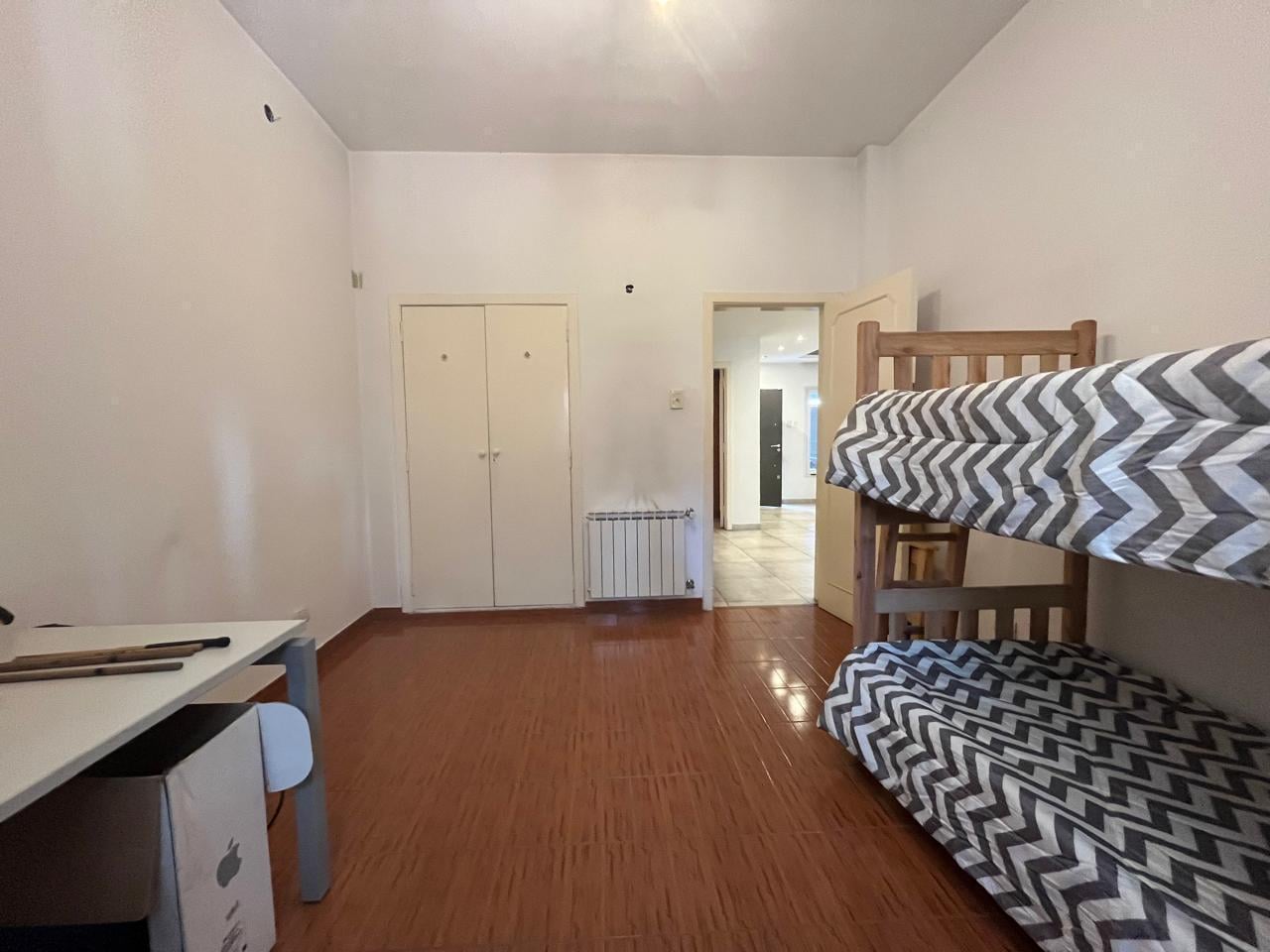 Casa 3 ambientes en venta| COCHERA CUBIERTA| PATIO Y TERRAZA| Villa Domínico