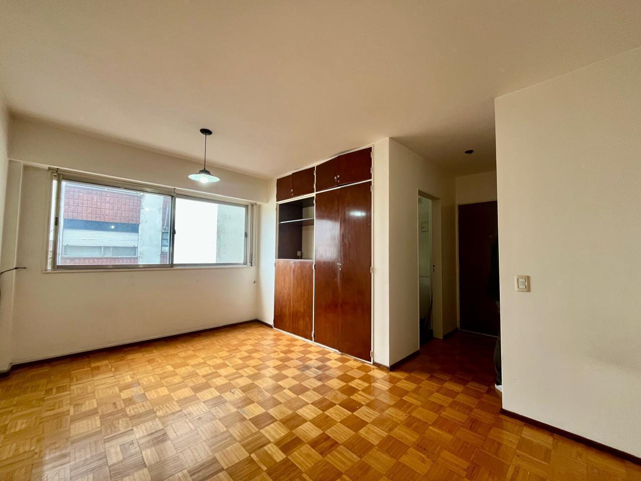 Monoambiente en venta al contrafrente, APTO CRÉDITO, sobre paseo Las Flores| Wilde