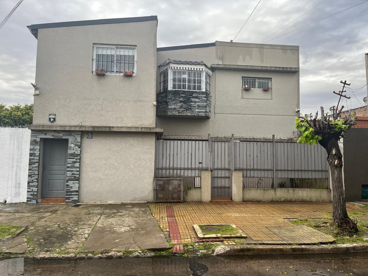 Foto de PH 3 ambientes en venta| Por escalera| Entrada independiente| APTO, imagen 2