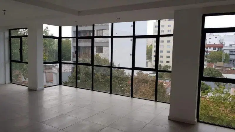 Oficina en Gascón y Catamarca 5
