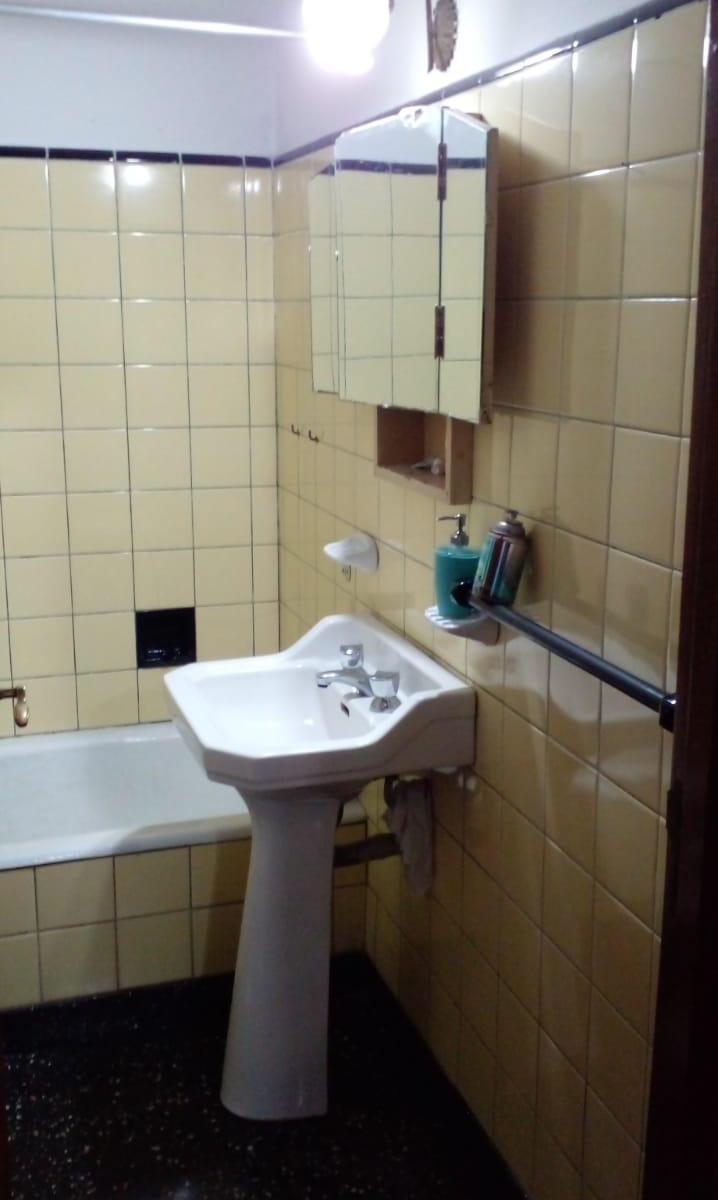Departamento de 3 Ambientes. Av Mitre y Gral. Acha 4