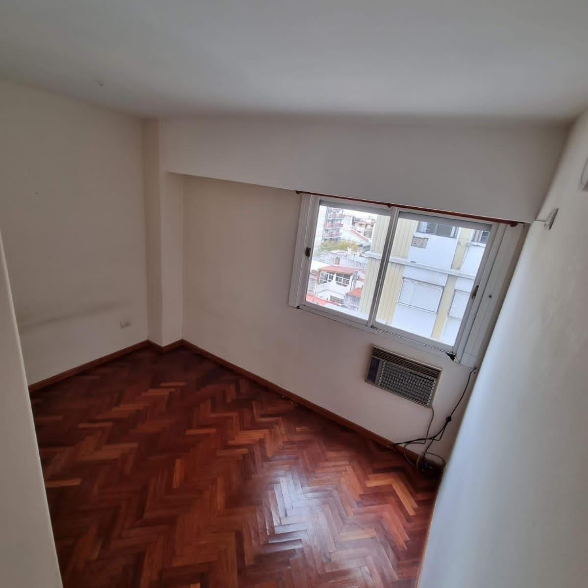Departamento de 2 Ambientes (Av Belgrano 2340 Caba) 3