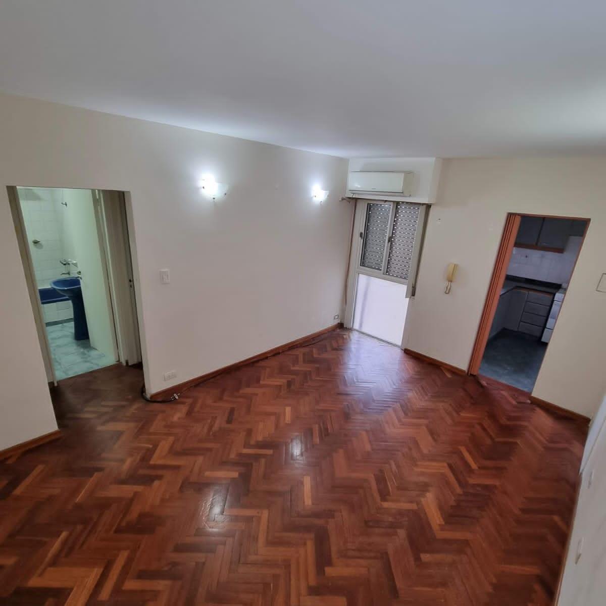 Departamento de 2 Ambientes (Av Belgrano 2340 Caba) 2