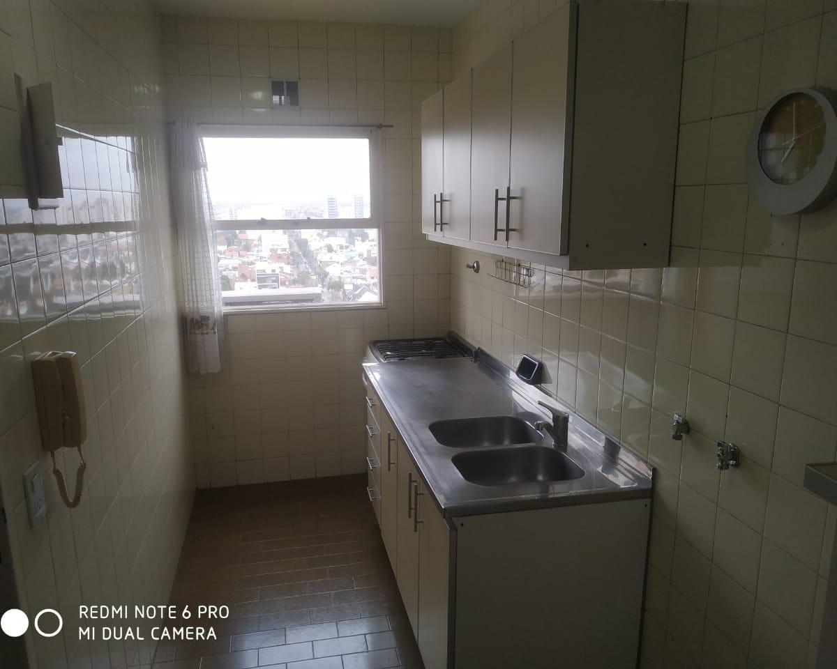Departamento de 2 Ambientes (Salvador Soreda 5912) 4