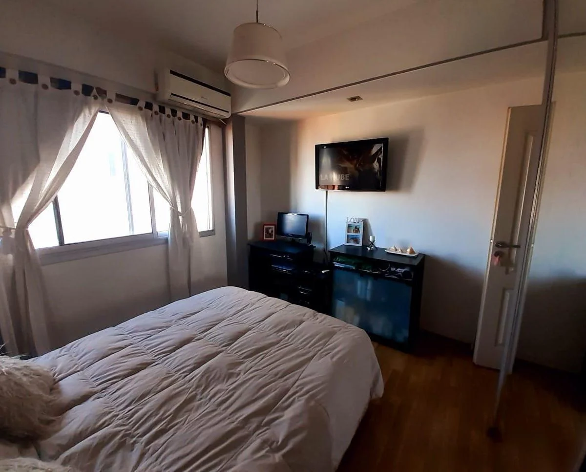 Departamento de 2 Amb (Pierres 75) 3
