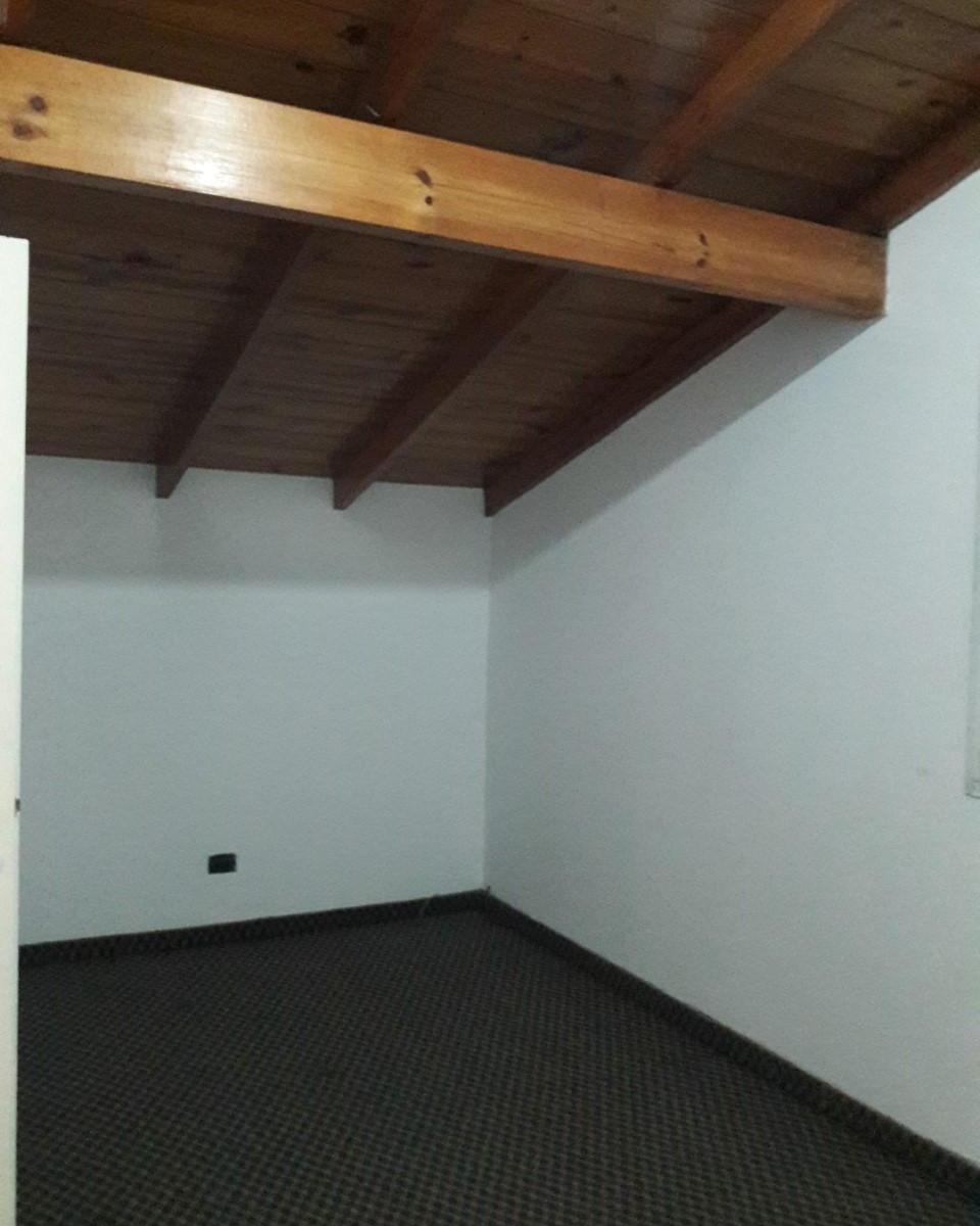 Foto de Duplex PH ( Chascomús 400) V.Dominico, imagen 3