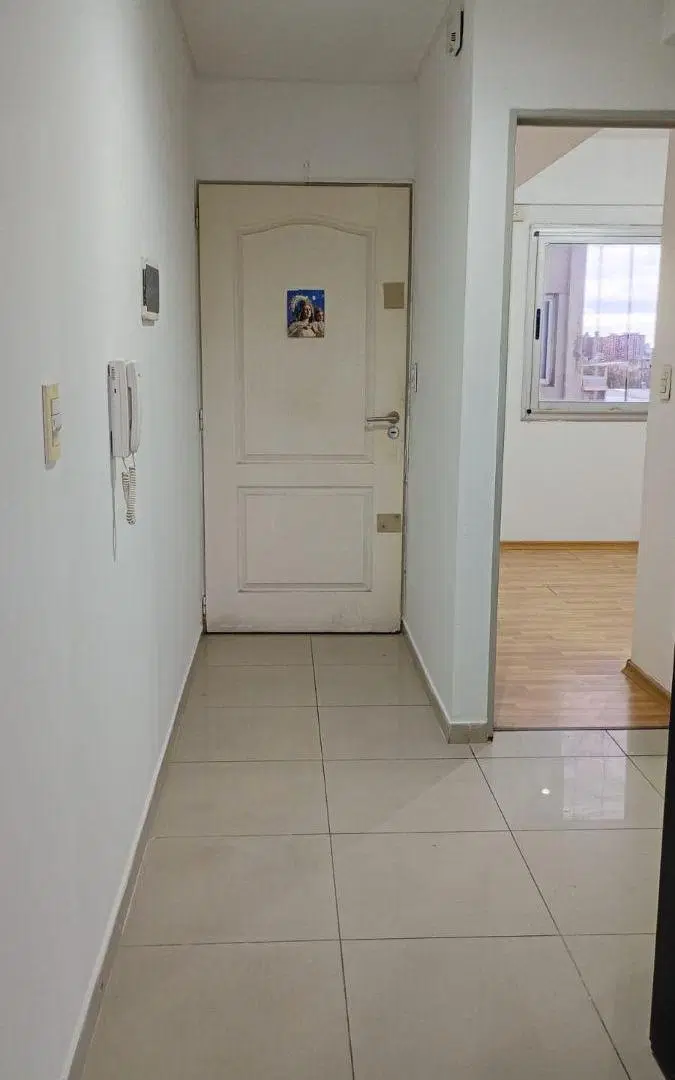 Departamento de 35 m² construidos con 1 dormitorio en alquiler en Villa Dominico 4