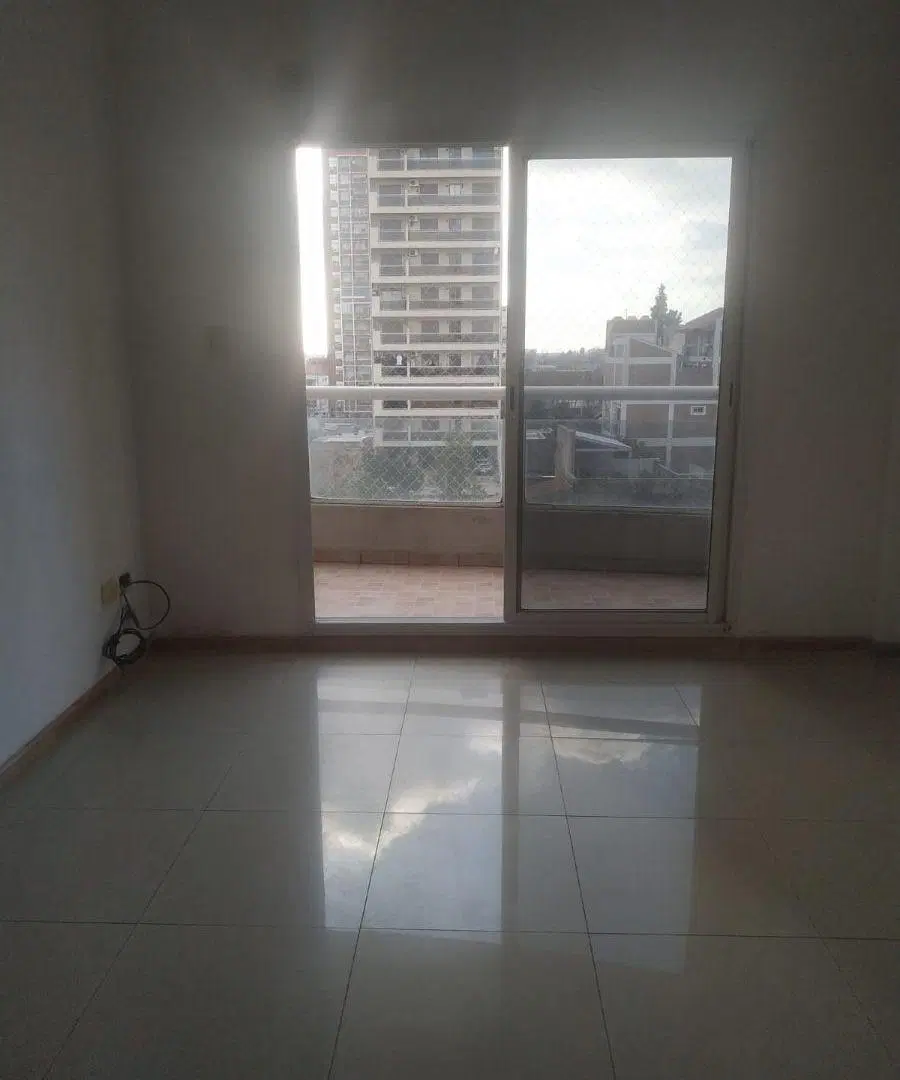 Departamento de 2 ambientes con cochera 3