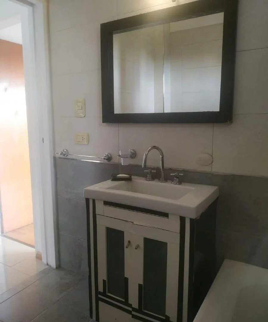 Departamento de 2 ambientes con cochera 8