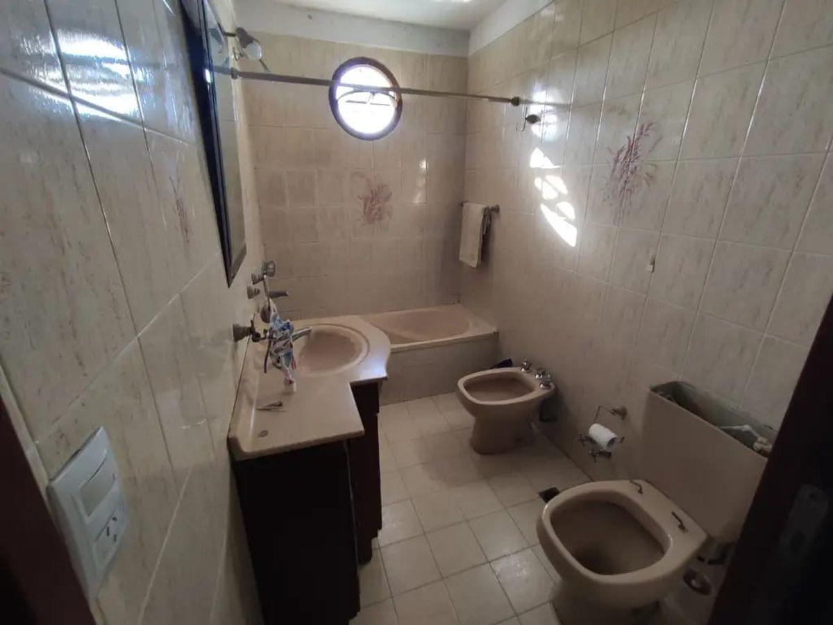 Foto de Chalet de 5 ambientes en la esquina de Martin Fierro y esq San Nicolas, imagen 5