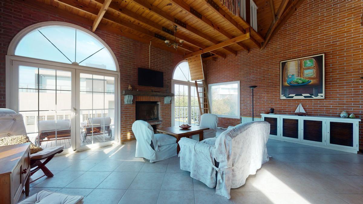 Casa de 5 Dorm. en Venta a m de La Playa y El Mar Cariló 1