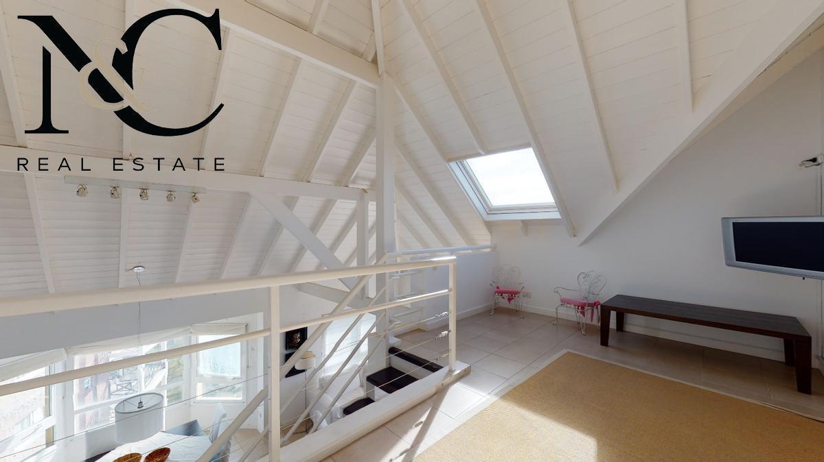 Departamento en Venta en Cariló a m de La Playa con Vista Plena Al Mar 4