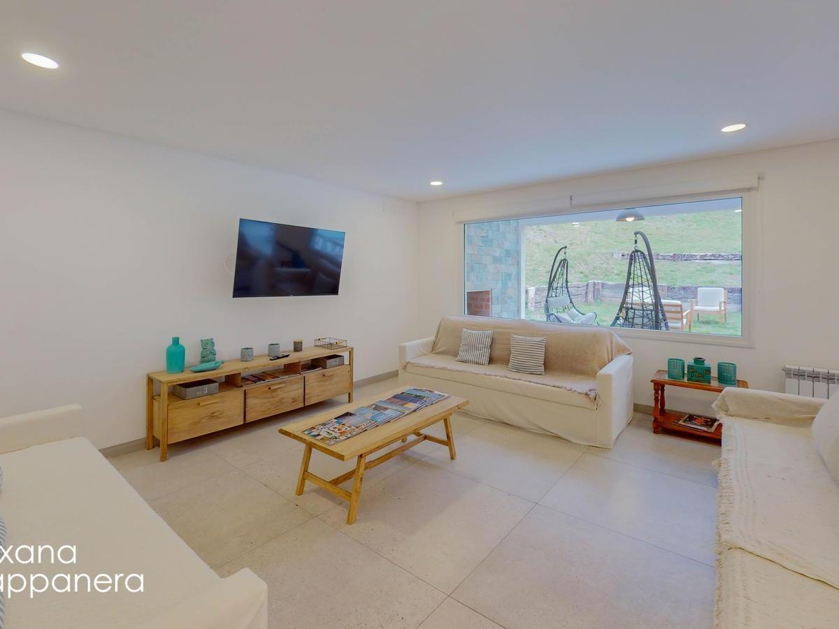 Casa de 4 Dorm. en Venta a m de La Playa en Caril 2