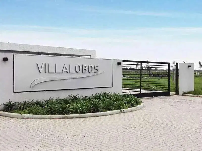 Lote en Venta Hudson Villalobos sup. 785m ubicado sobre la calle principal segunda línea a la laguna 2