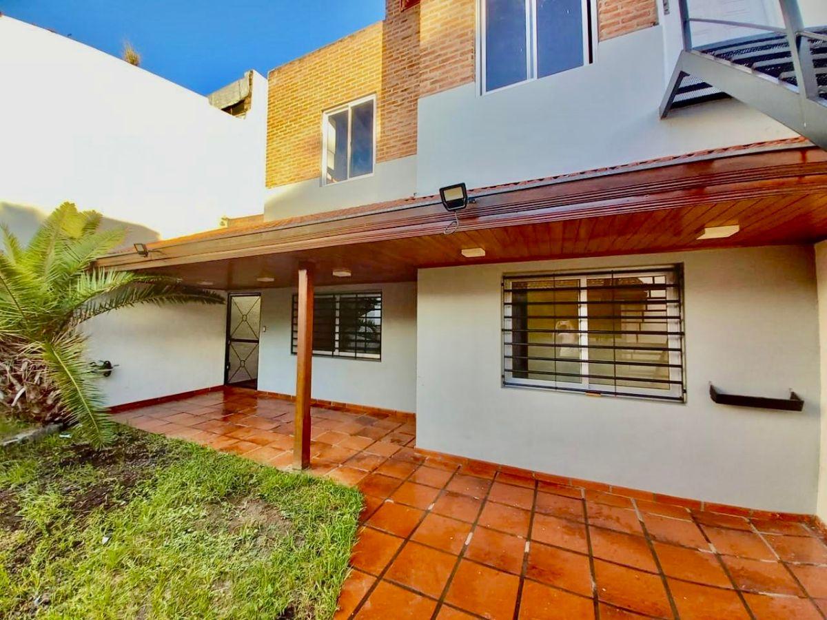 Foto de Casa en Venta Centro de Wilde 4 ambientes calefacción x radiadores, imagen 4