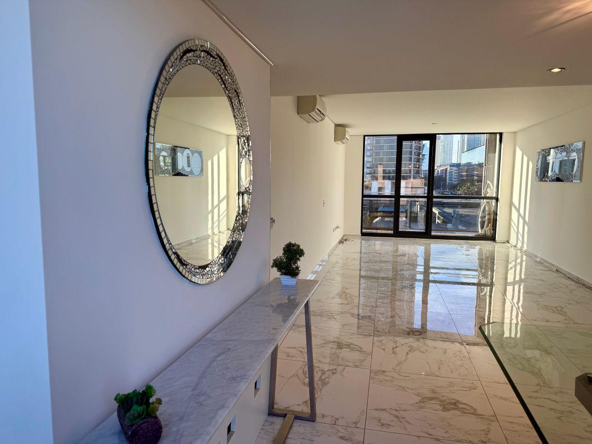 Foto de Venta Departamento Puerto Madero 3 ambientes con cochera vistas Libres, imagen 3
