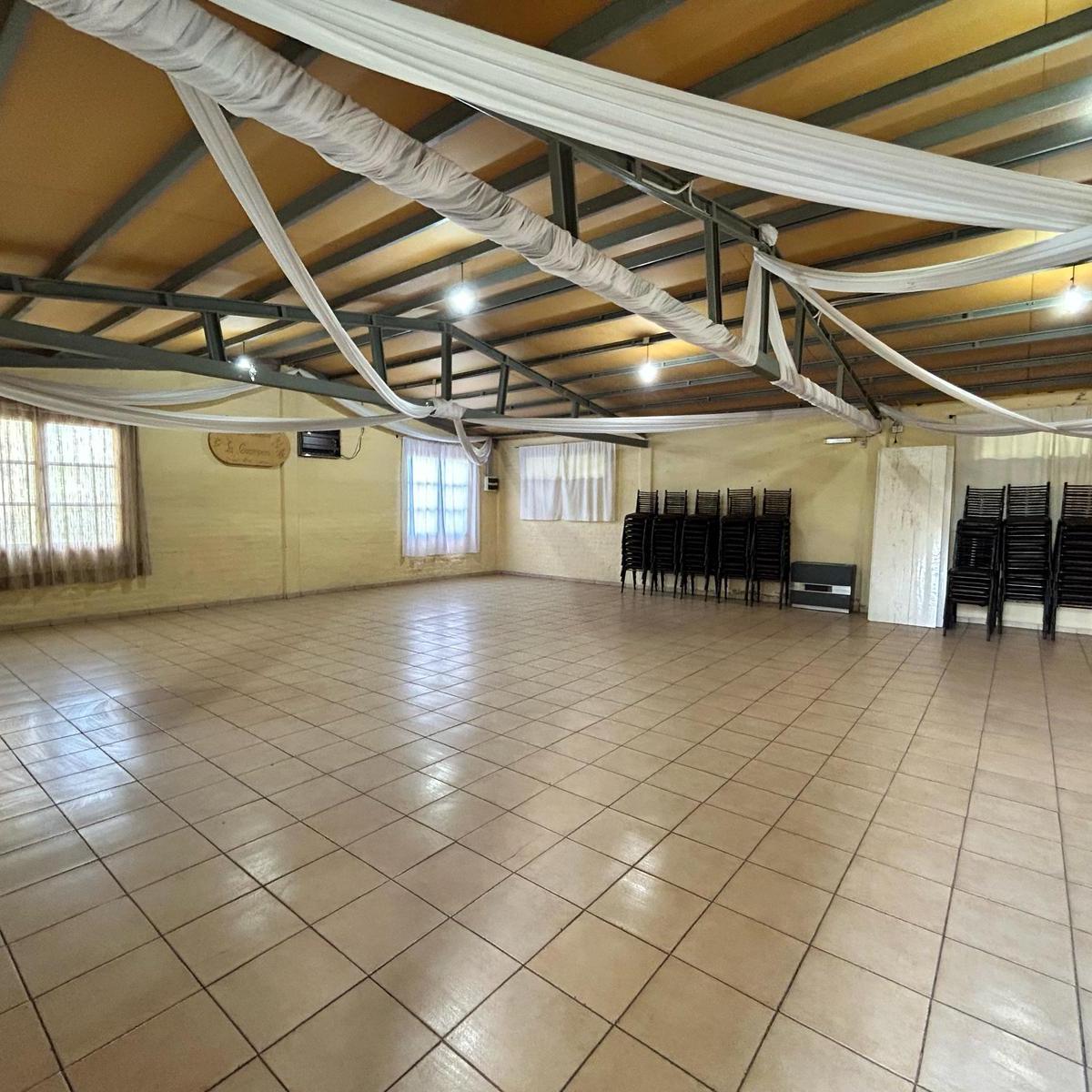 Salón Para Eventos en Ozamis Sur 3785, Maipú. 1