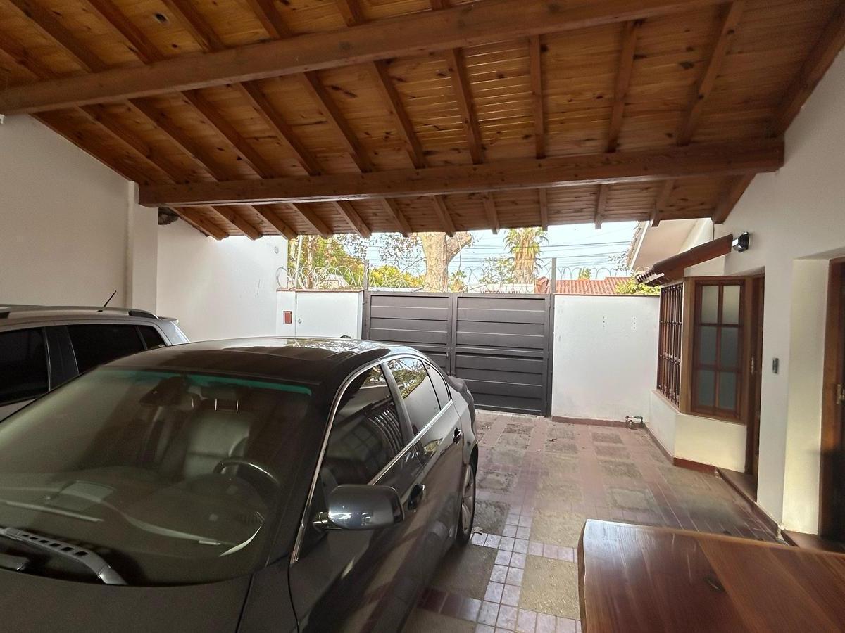 Casa en Chacras de Coria, Calle Alem 1