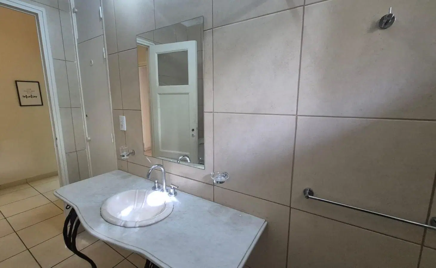 Alquiler Departamento amoblado calle Rivadavia Cdad 2