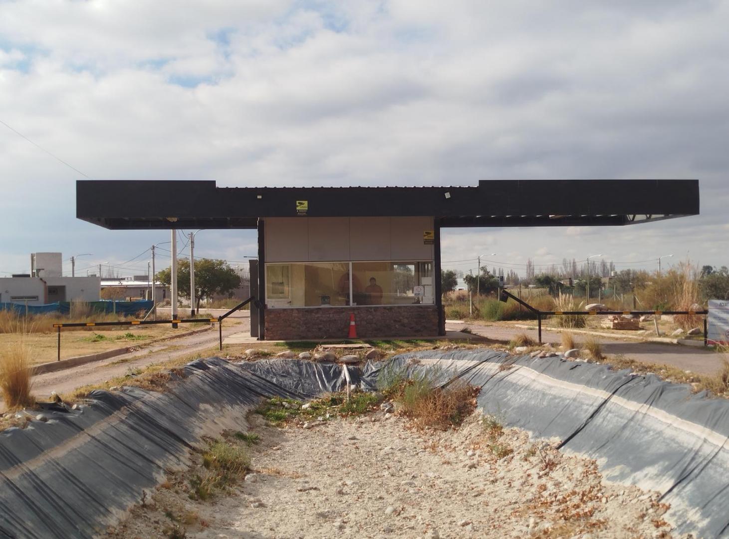 Foto de Terreno en venta barrio "Tierras de Olavarría", Perdriel, Luján de, imagen 1