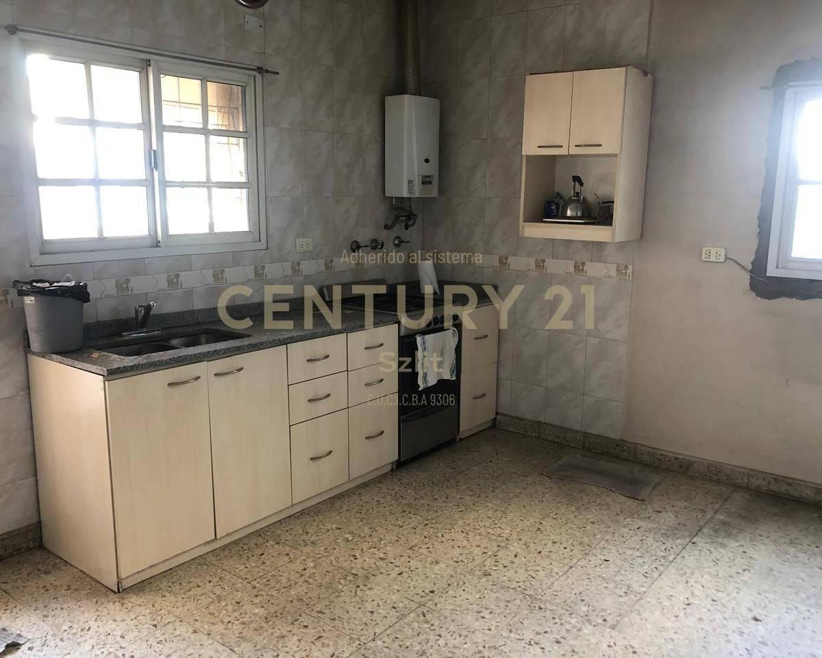 Venta PH 3 Ambientes Valentín Alsina Balcón Terraza Lanus 2