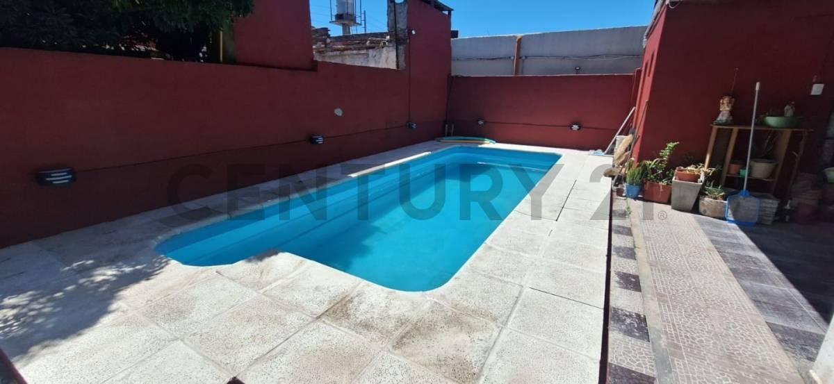 Venta de Dos Casas 6 Ambientes, Hurlingham 4