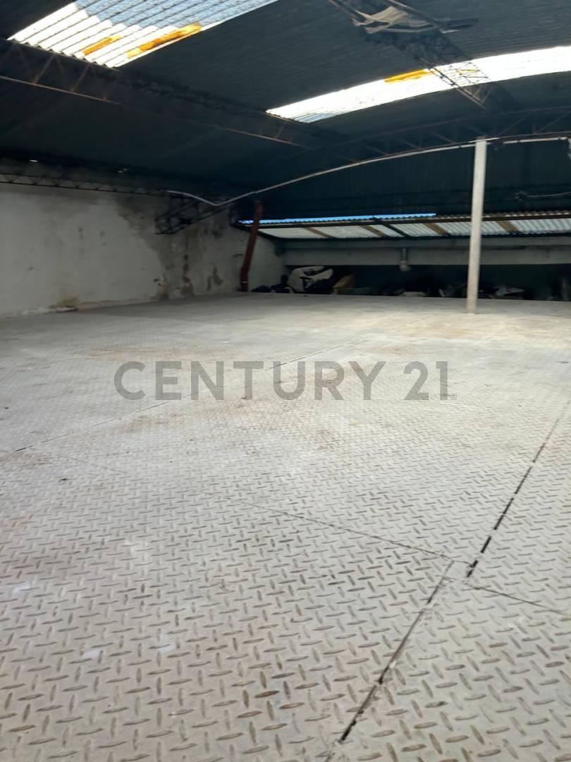 Venta Deposito Local 120 m² Parque Chas Sin Expensas 2
