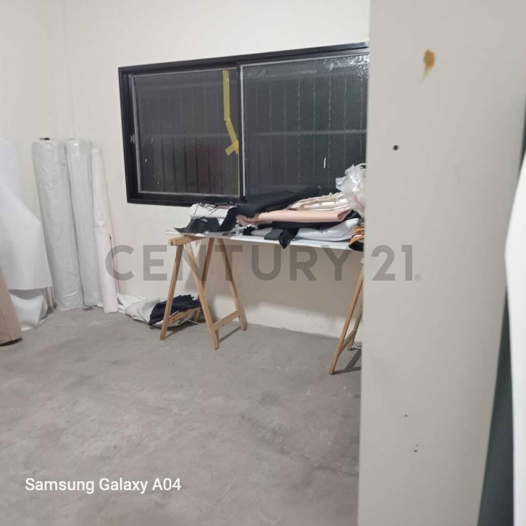 Foto de VENTA GALPÓN / VIVIENDA 8 AMBIENTES GARAGE POMPEYA FINANCIACIÓN., imagen 4