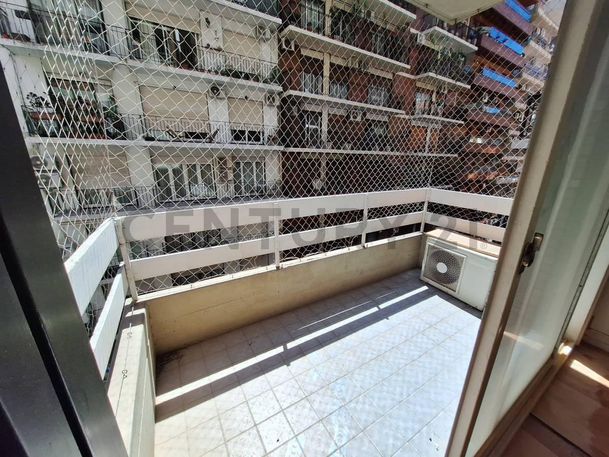 Venta Departamento 3 Ambientes Barrio Norte Frente Cochera Impecable!!!