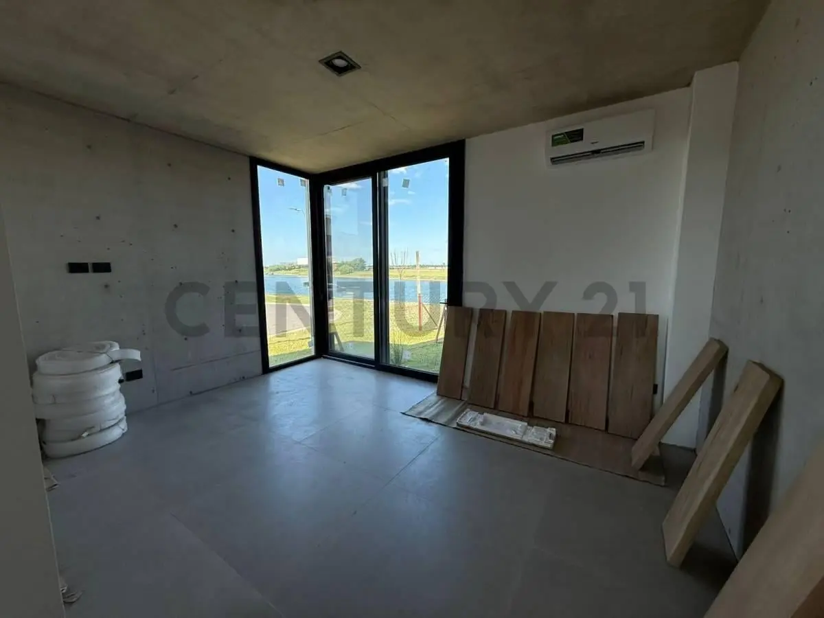 Venta Casa a Estrenar Nordelta Barrio Los Puentes 5 Ambientes + Dependencia + Playroom 5
