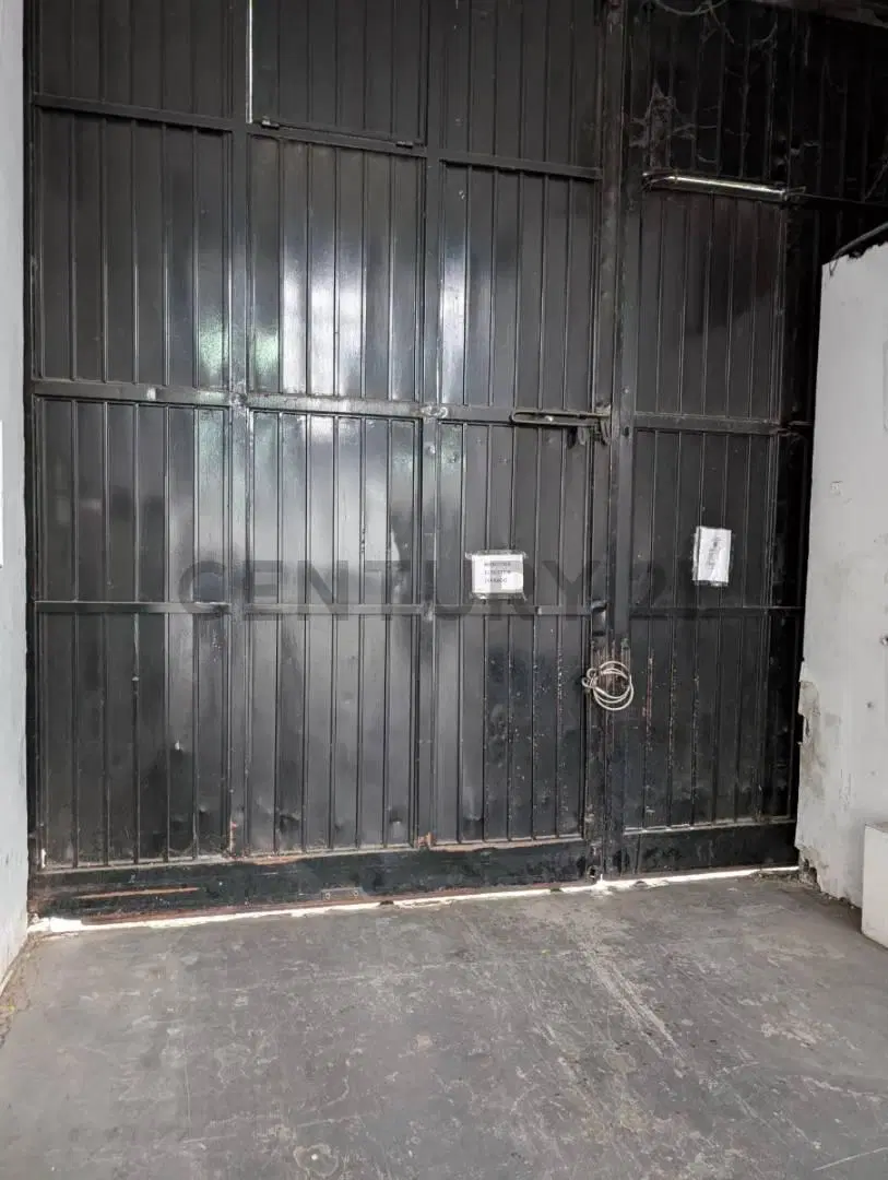 Venta Galpón 1200 m2 Cubiertos Chacarita 2