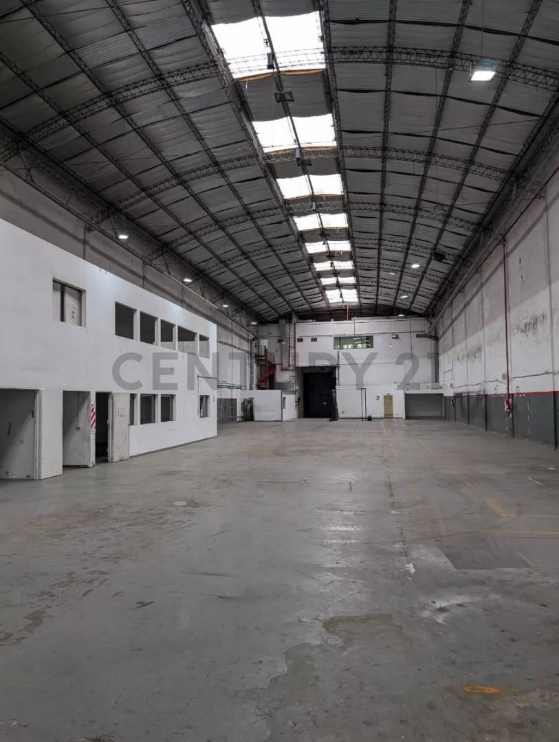 Foto de Venta Galpón 1200 m2 Cubiertos Chacarita, imagen 2