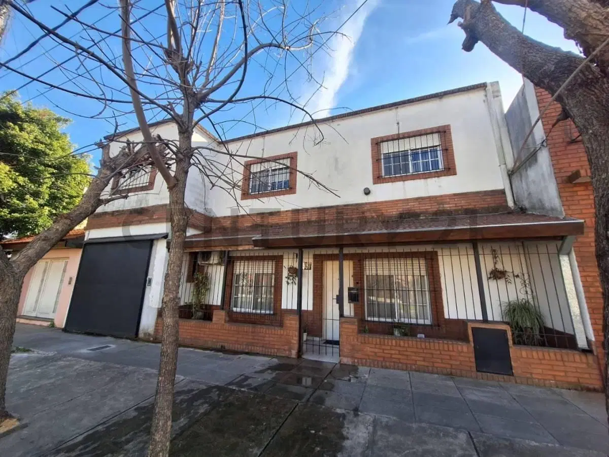 Venta Casa 4 Ambientes Villa Bosch 2