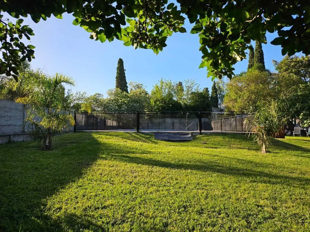 Venta Casa Quinta 3 Dormitorio El Pato Berazategui Pileta acepta permuta 2