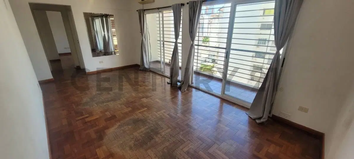 Venta SEMIPISO 2 Ambientes 7mo en Belgrano Muy luminoso,Doble Balcón, A metros del Subte D 2 ambient 3