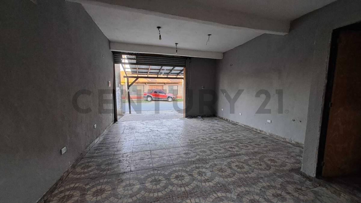 Foto de ALQUILER Local Ezeiza 40 m2, imagen 3