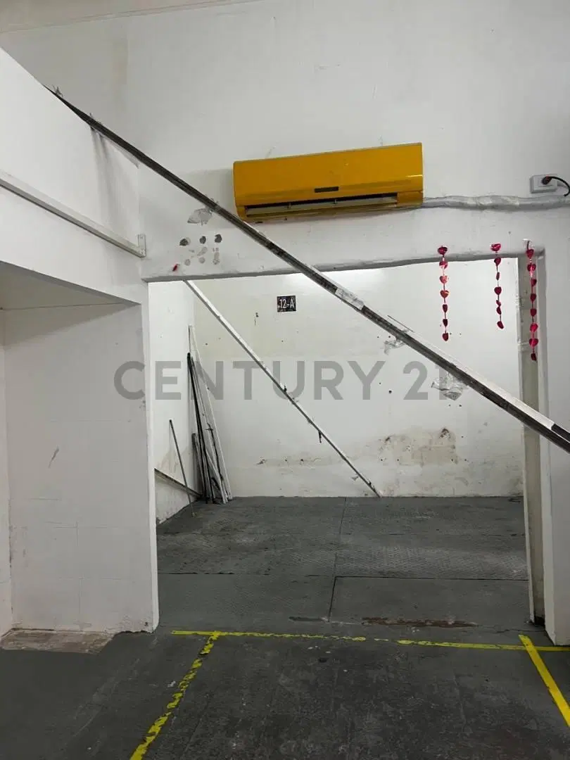 Alquiler local comercial Av. Rivadavia y Nazca 2