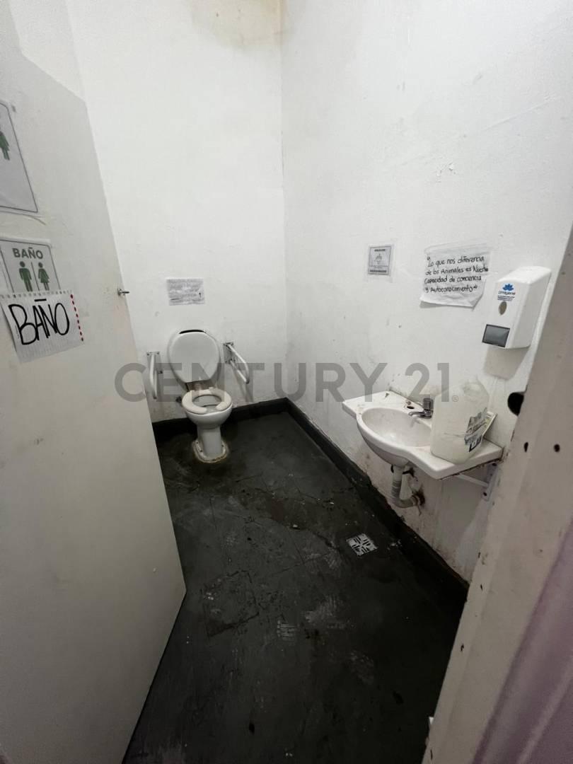 Foto de Alquiler local comercial Av. Rivadavia y Nazca, imagen 3