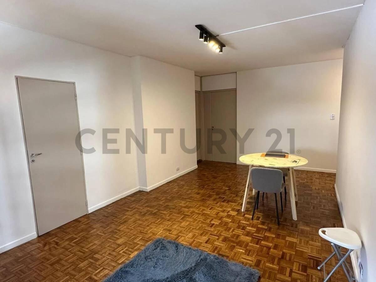 Foto de Venta Departamento 3 Ambientes + Dependencia Retiro Reciclado a Nuevo, imagen 3